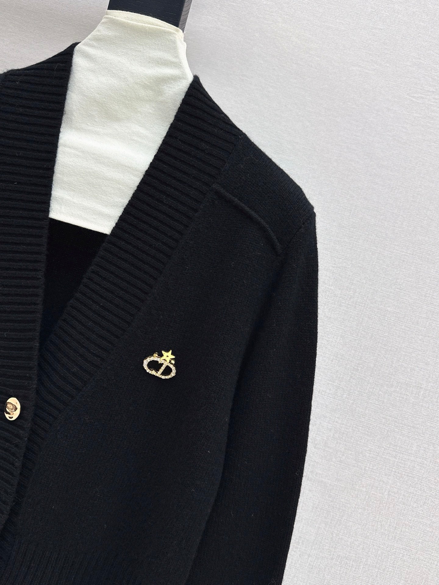 CD NEW V-neck cardigan