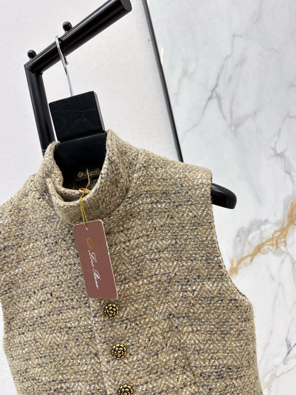 Loro NEW woven vest