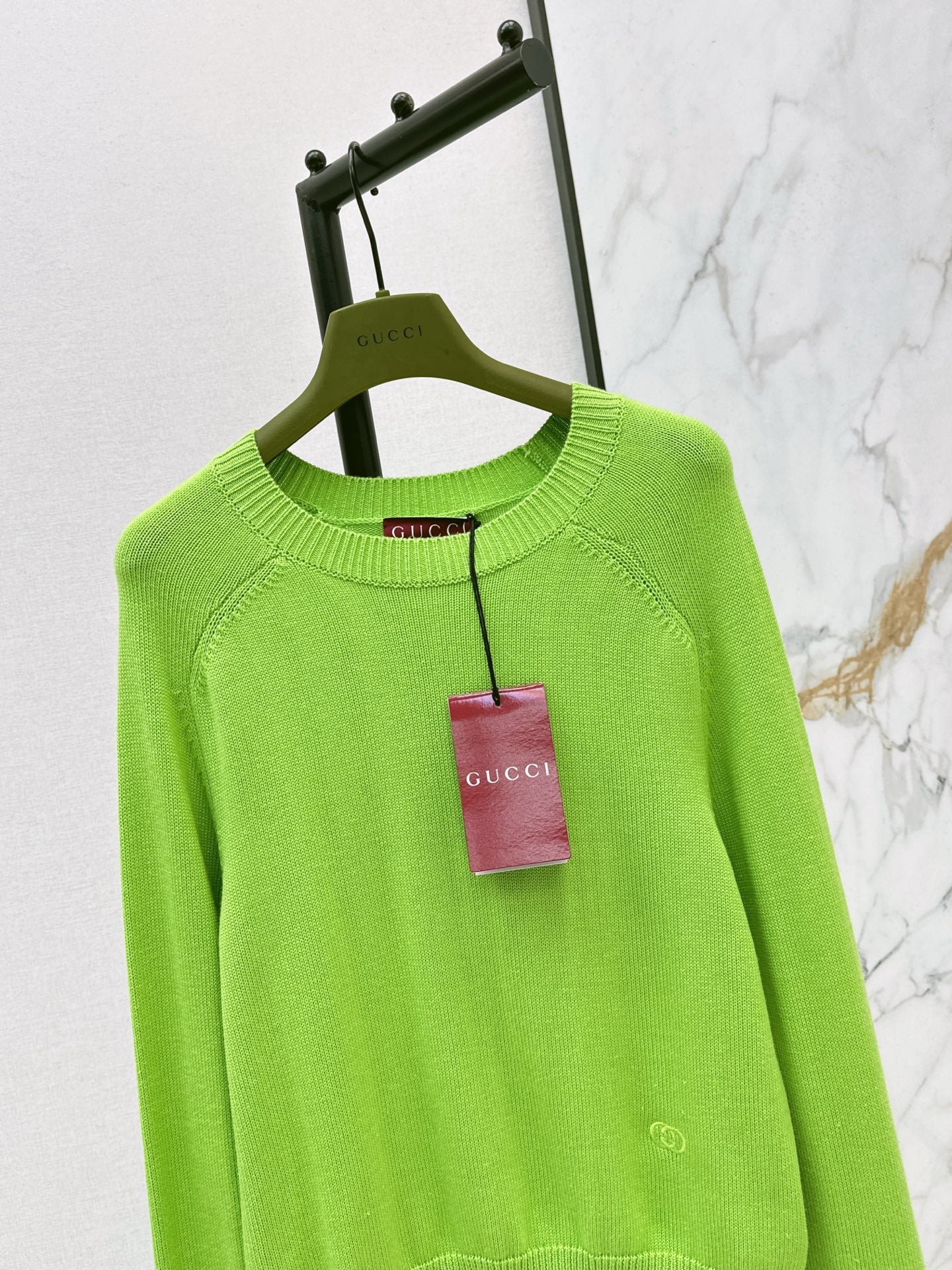 Guc NEW Embroidered sweater