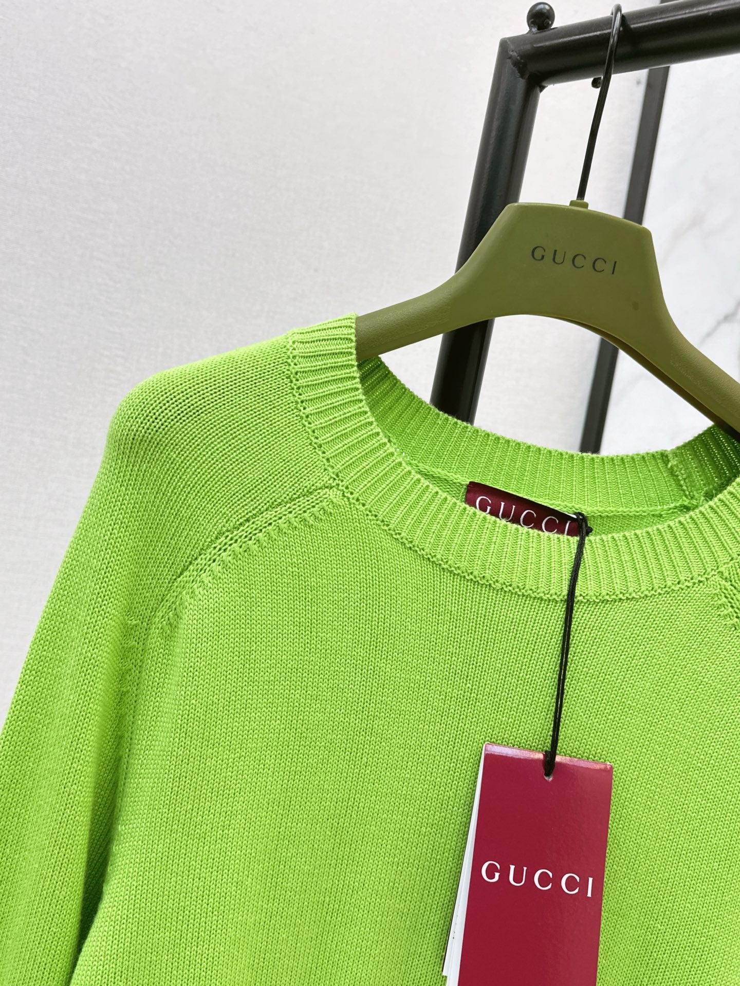 Guc NEW Embroidered sweater