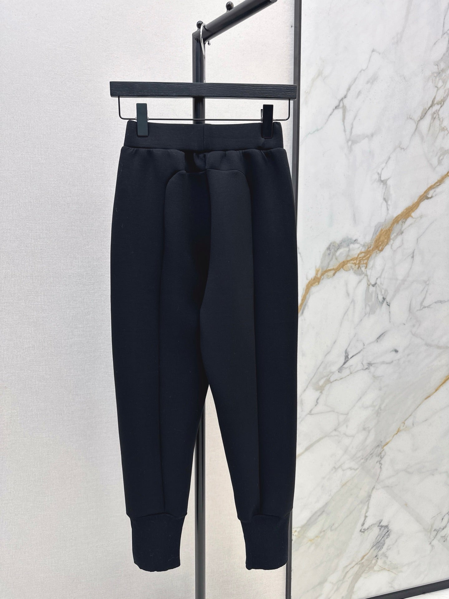 Brun NEW casual pants