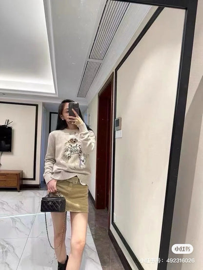 Ral NEW embroidered sweater