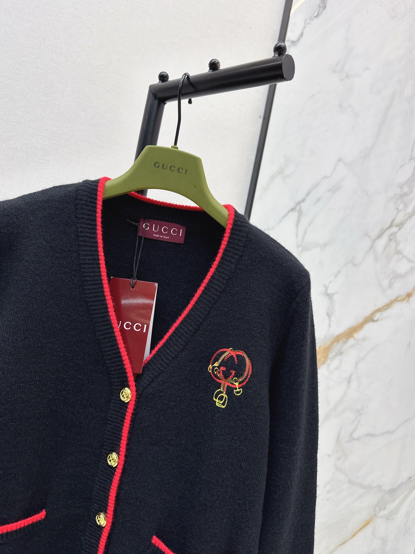 Guc NEW V-neck cardigan