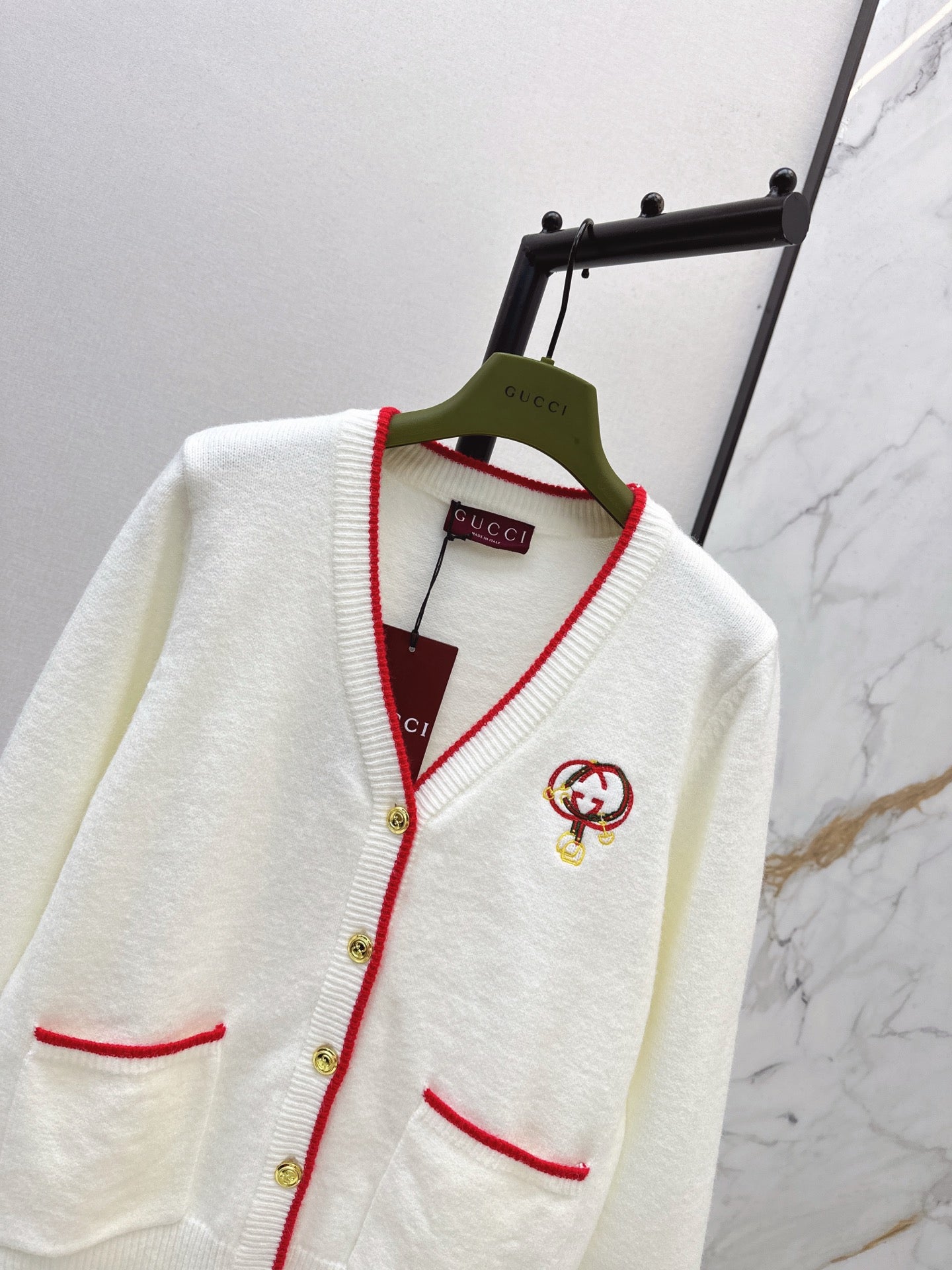 Guc NEW V-neck cardigan