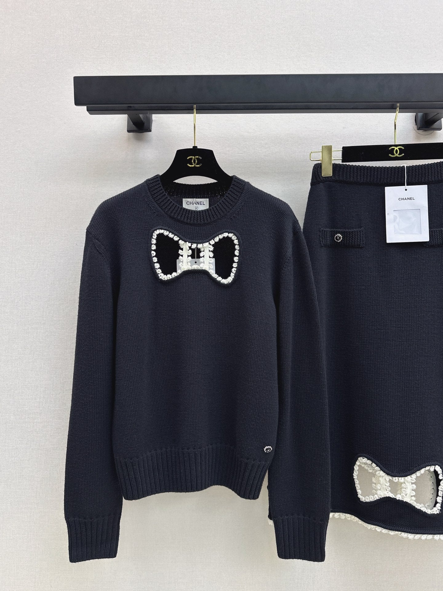 Chan NEW wool hollow bow suit