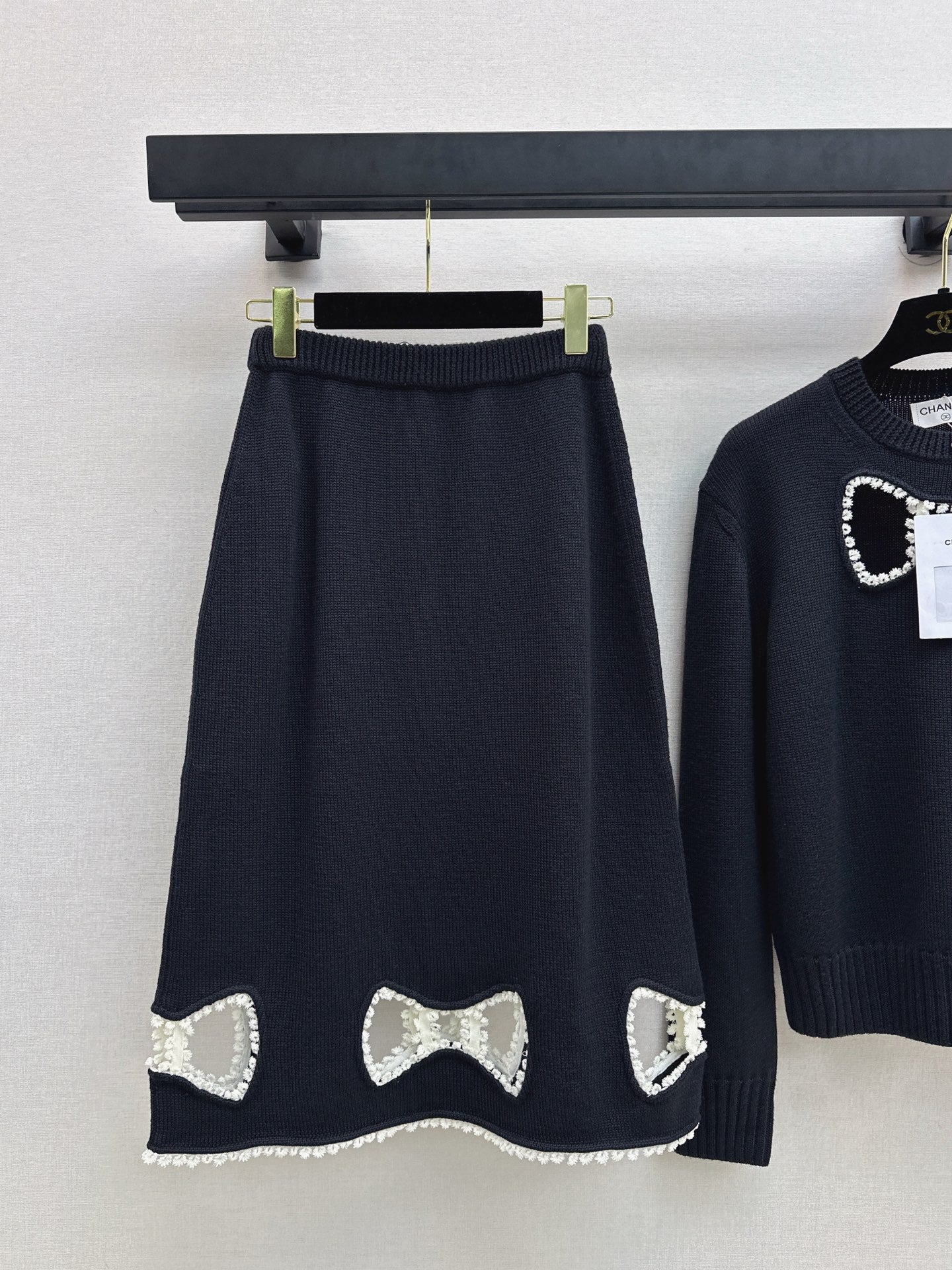 Chan NEW wool hollow bow suit