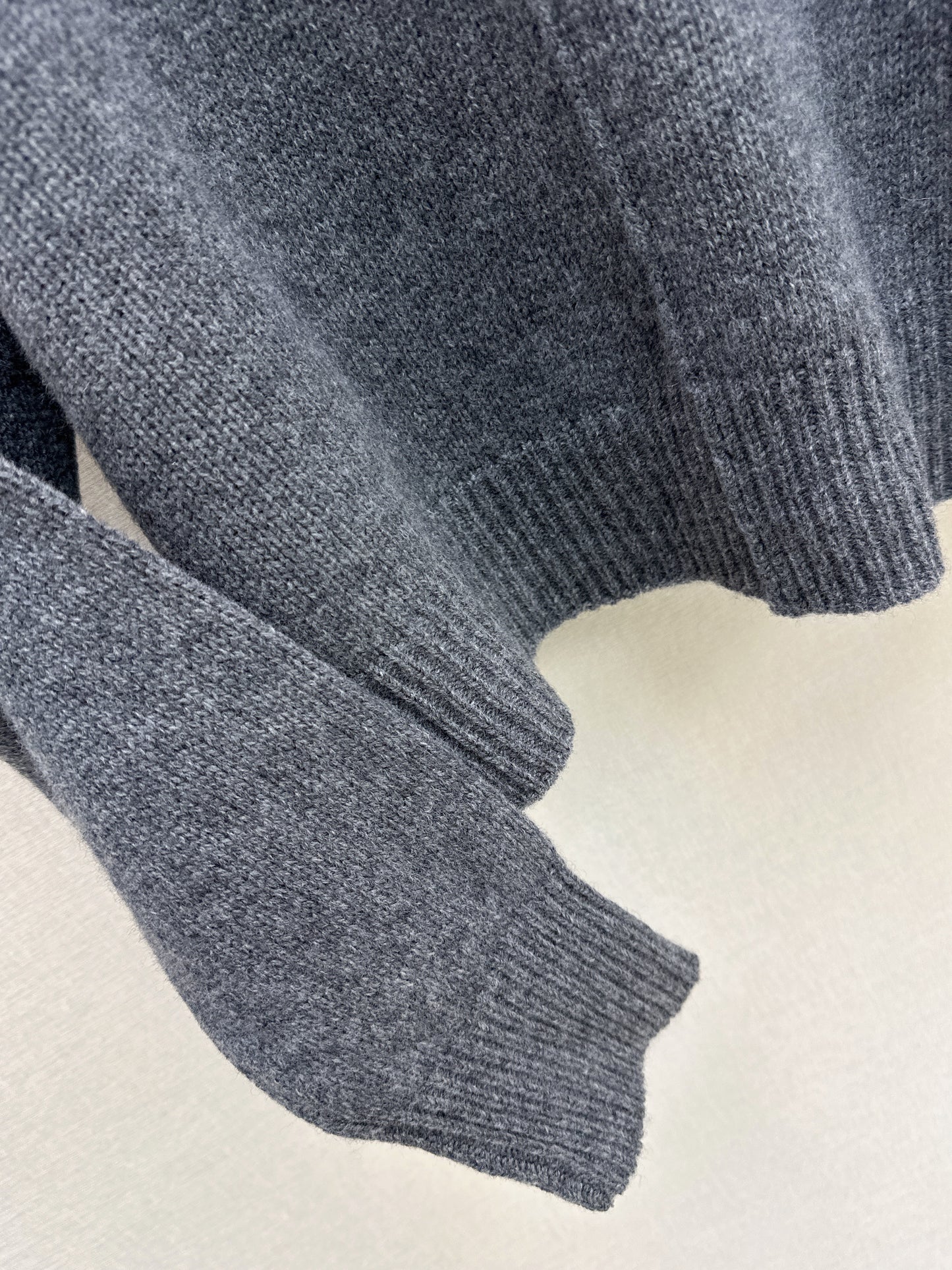 Brun NEW 2in1 contract sweater