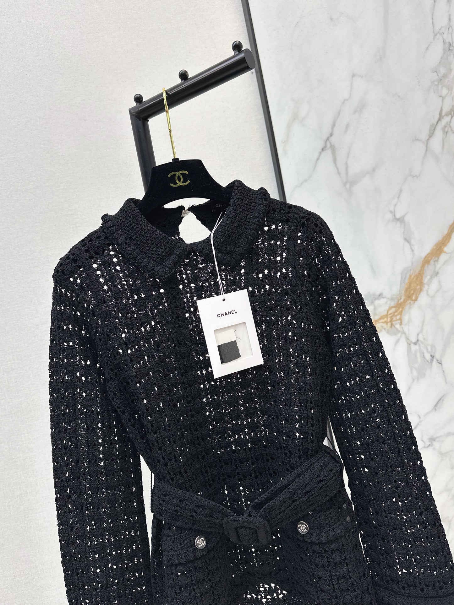 Chan NEW hollow knitwear