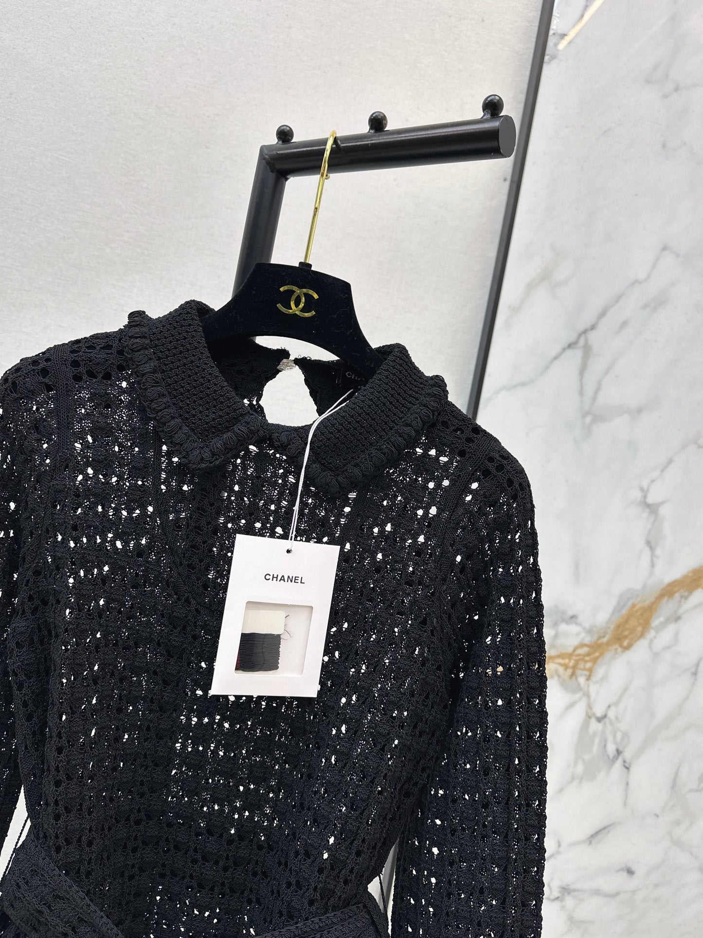 Chan NEW hollow knitwear