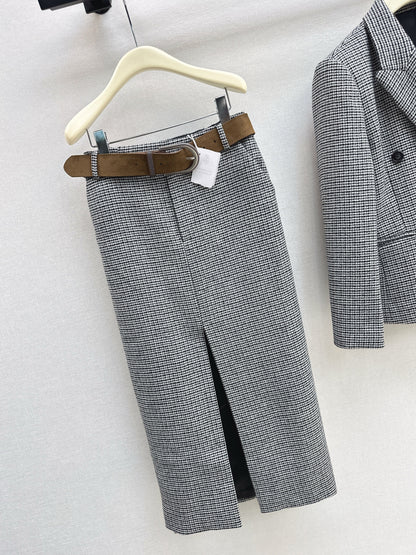 Brun' NEW houndstooth skirts