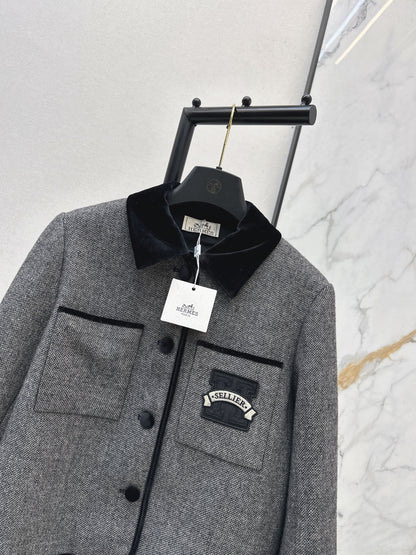 Herm NEW contract velvet jacket