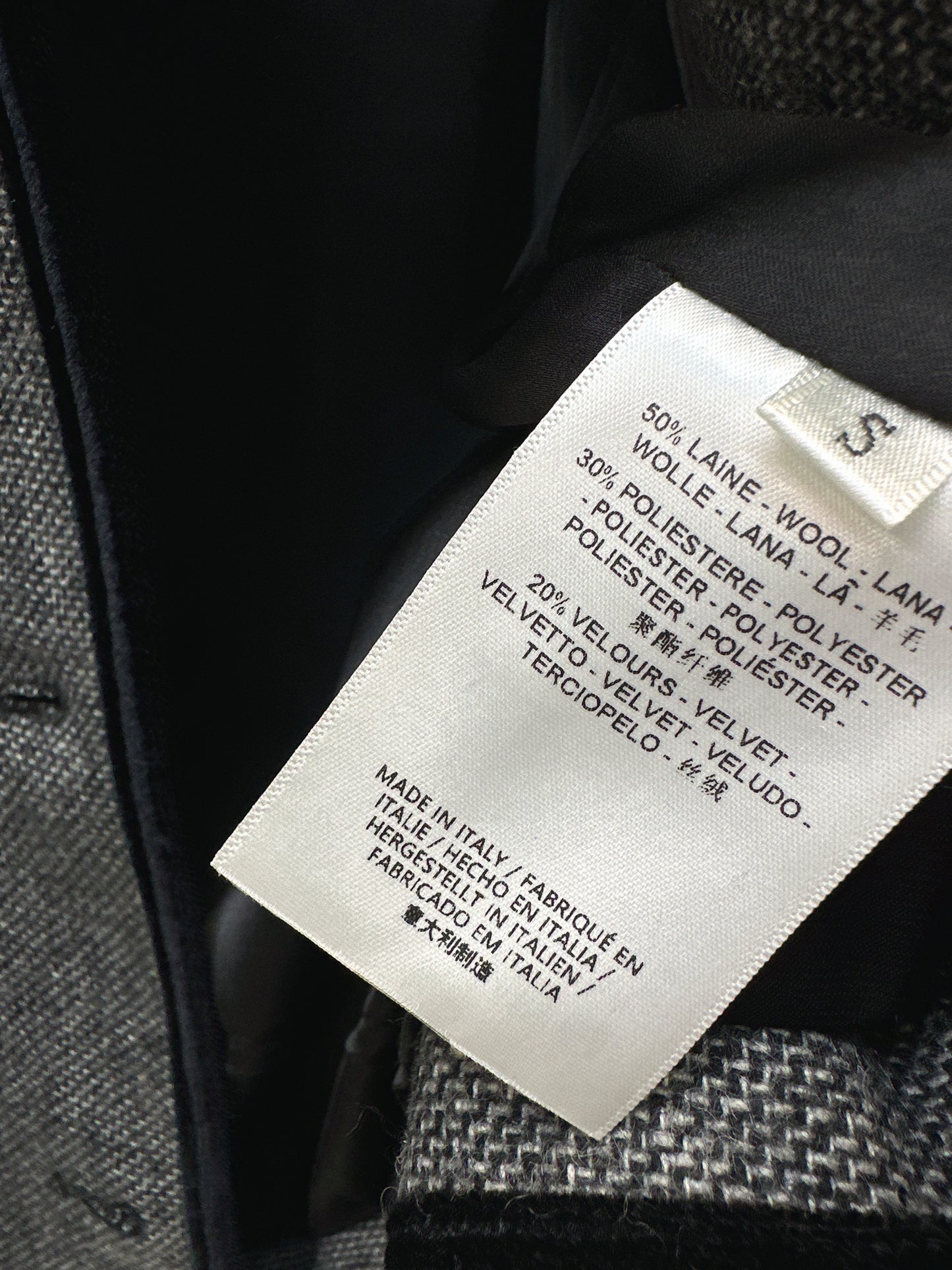 Herm NEW contract velvet jacket