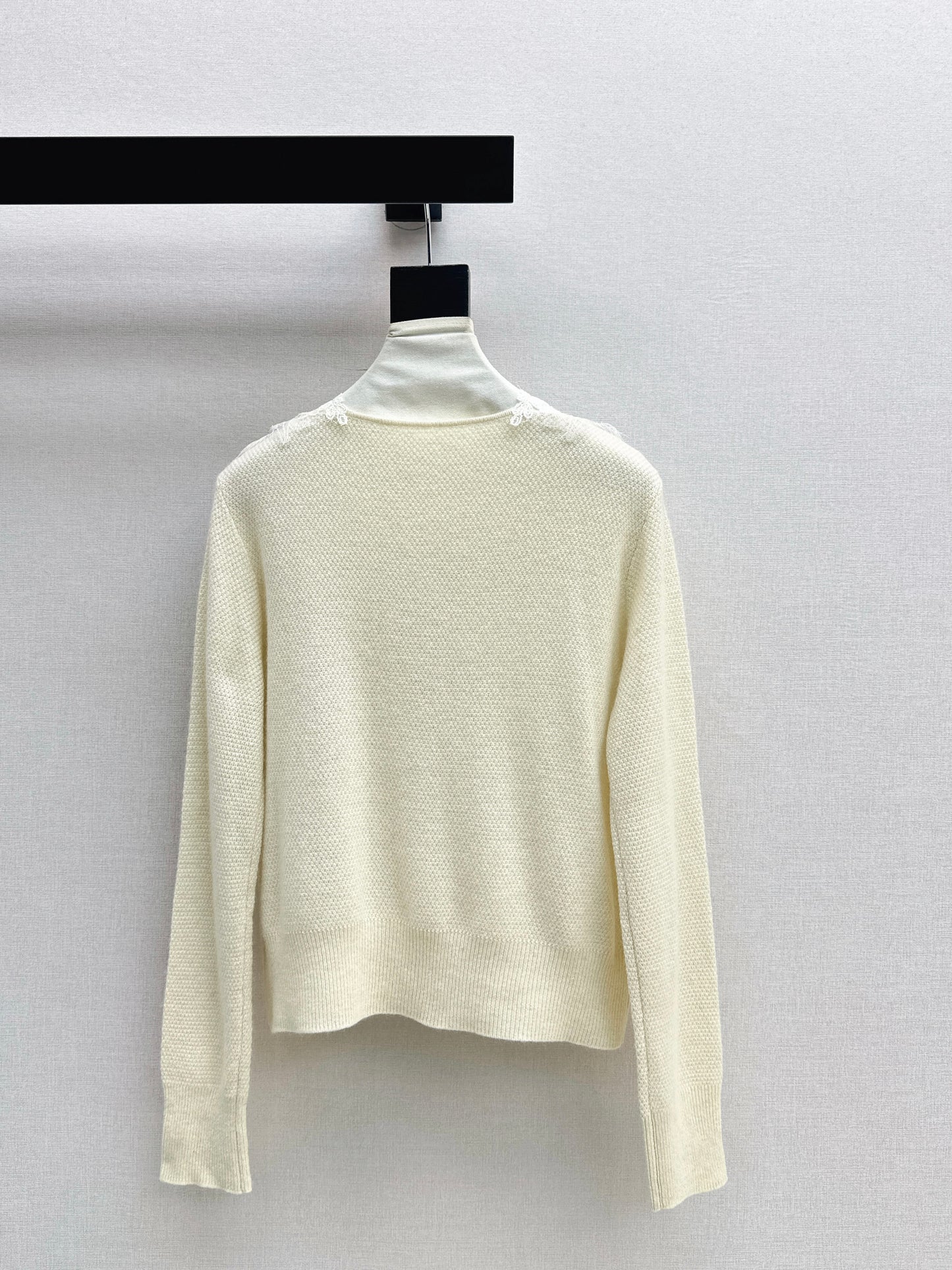 Es NEW Lace-paneled cardigan