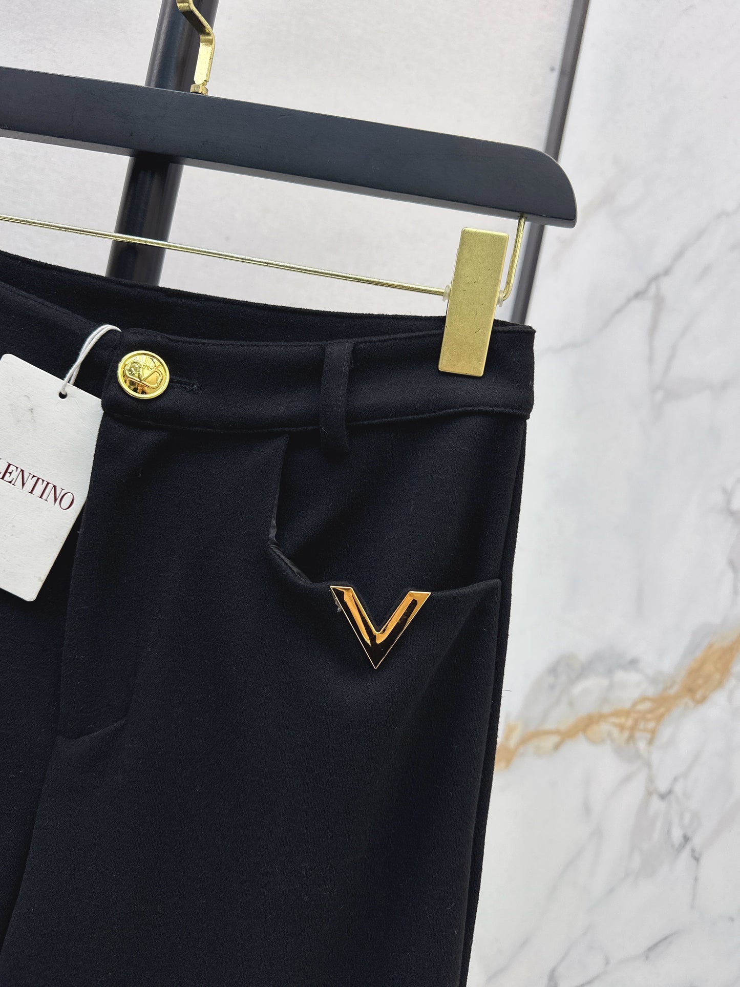 Valen NEW straight-leg pants