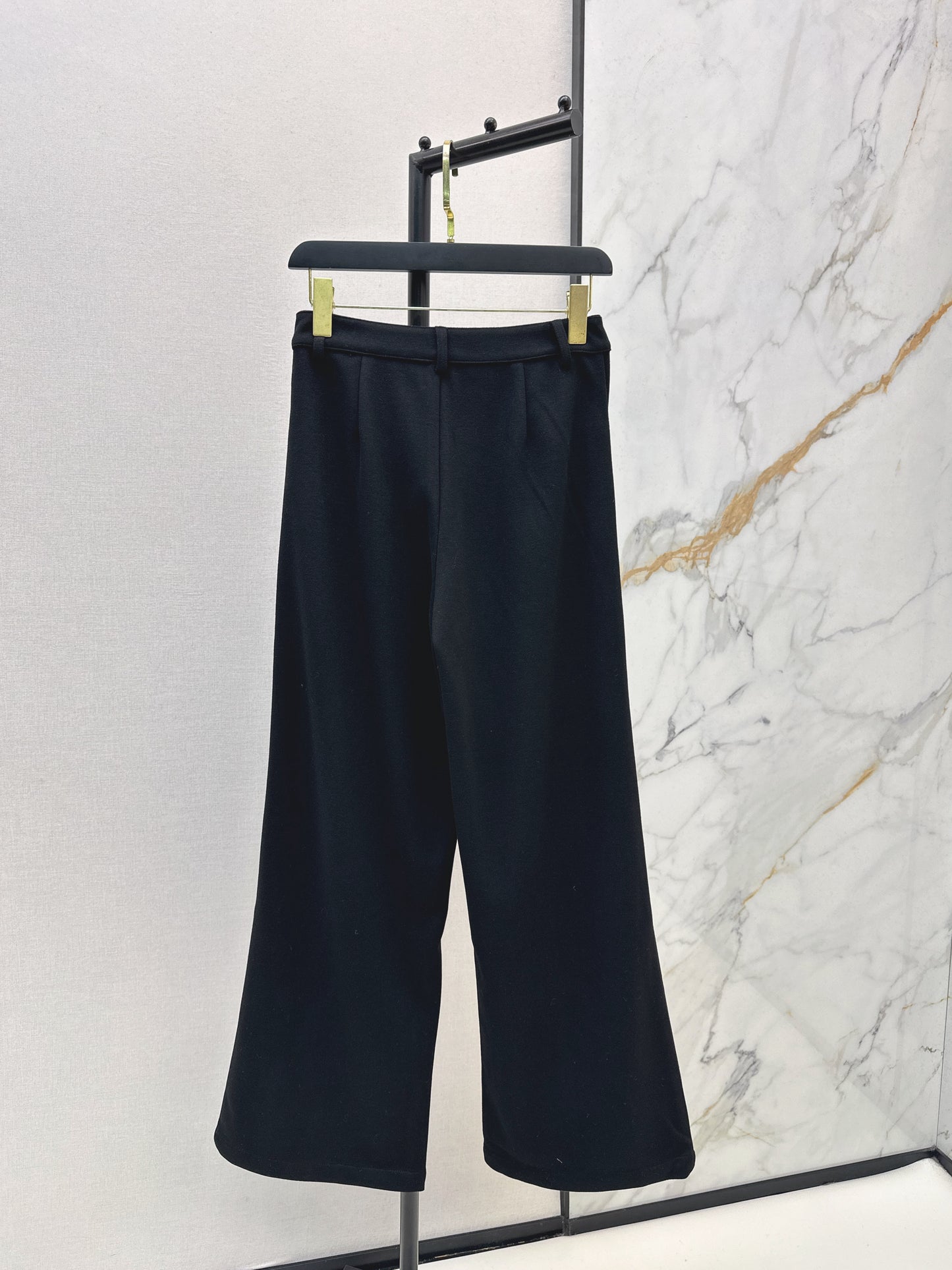 Valen NEW straight-leg pants