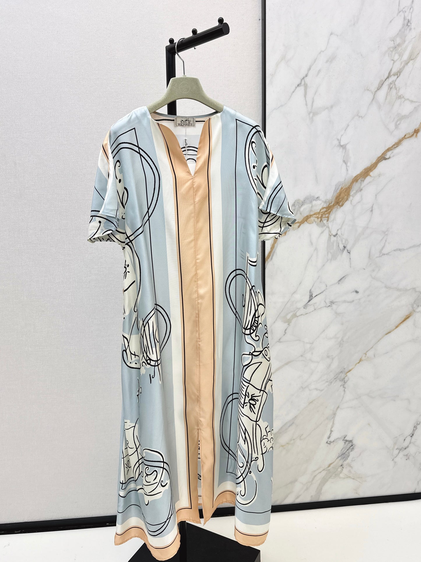 Herm NEW print silk dress