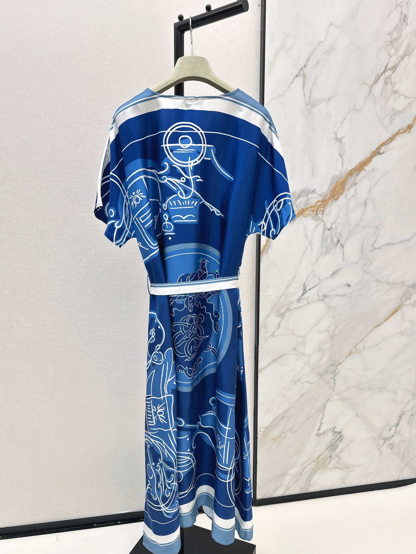 Herm NEW print silk dress