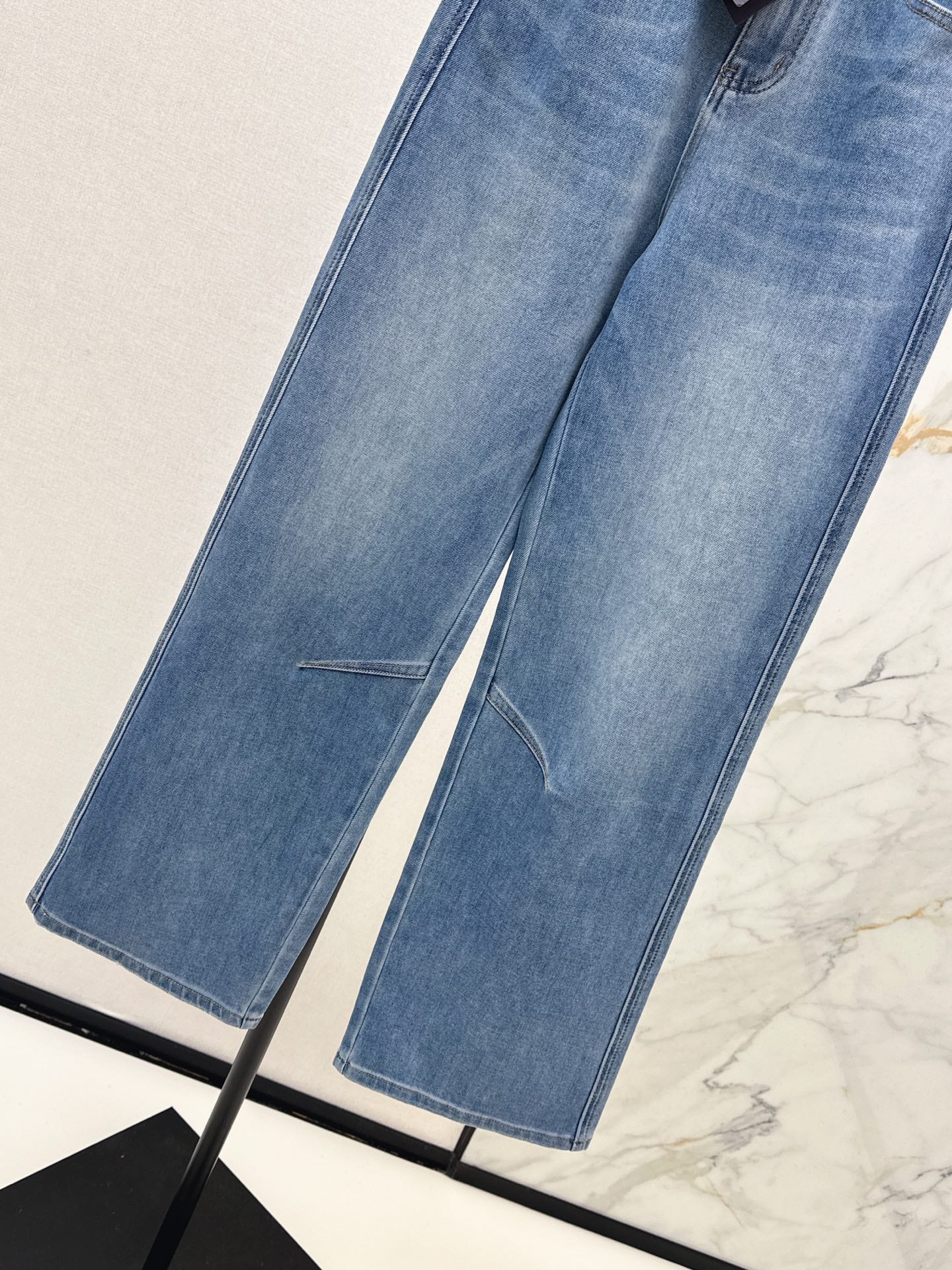 Pra NEWStraight-leg jeans