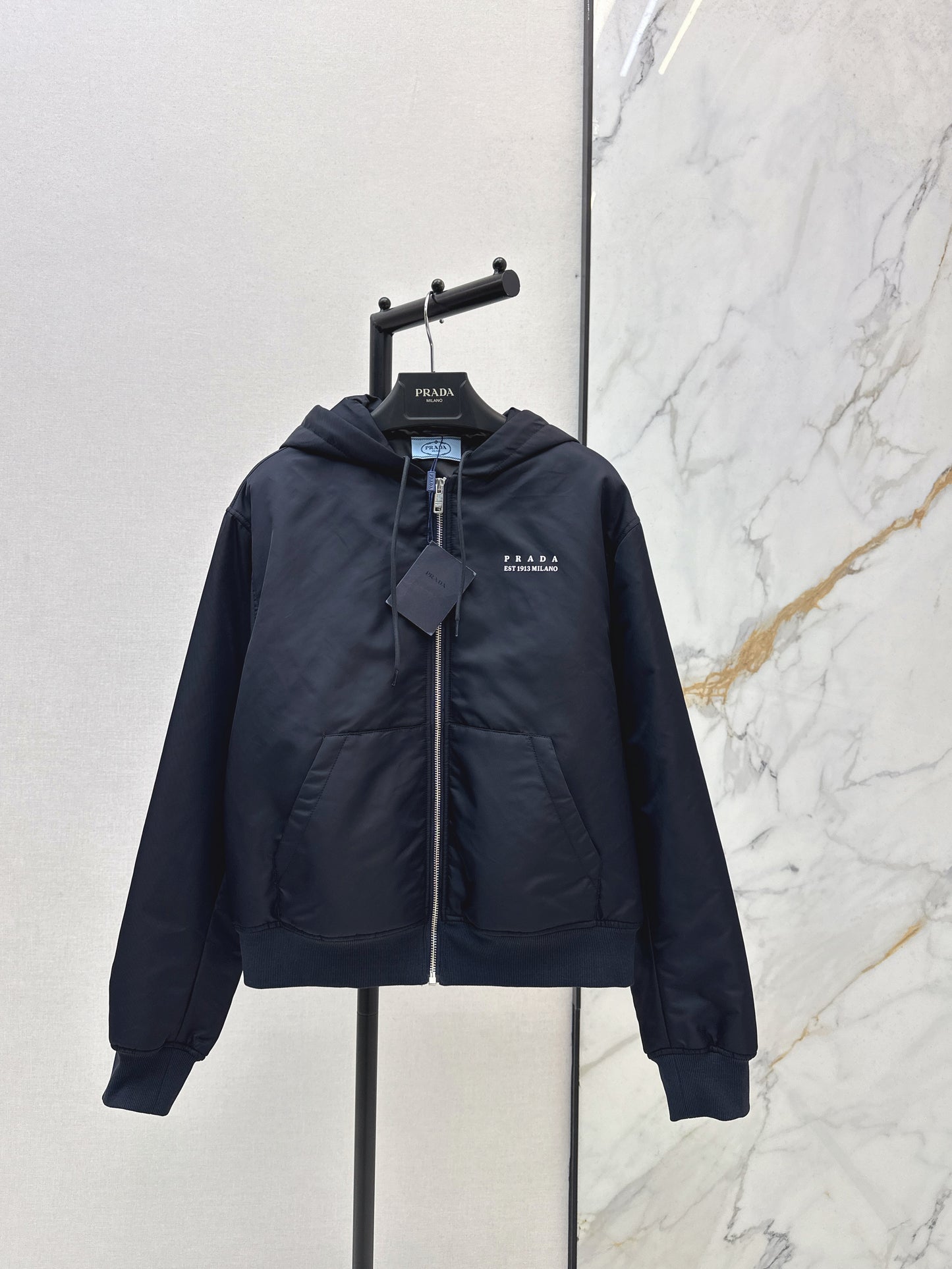 Pra NEW drawstring padded jacket