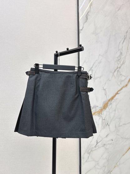 Pra NEW pleated skirts