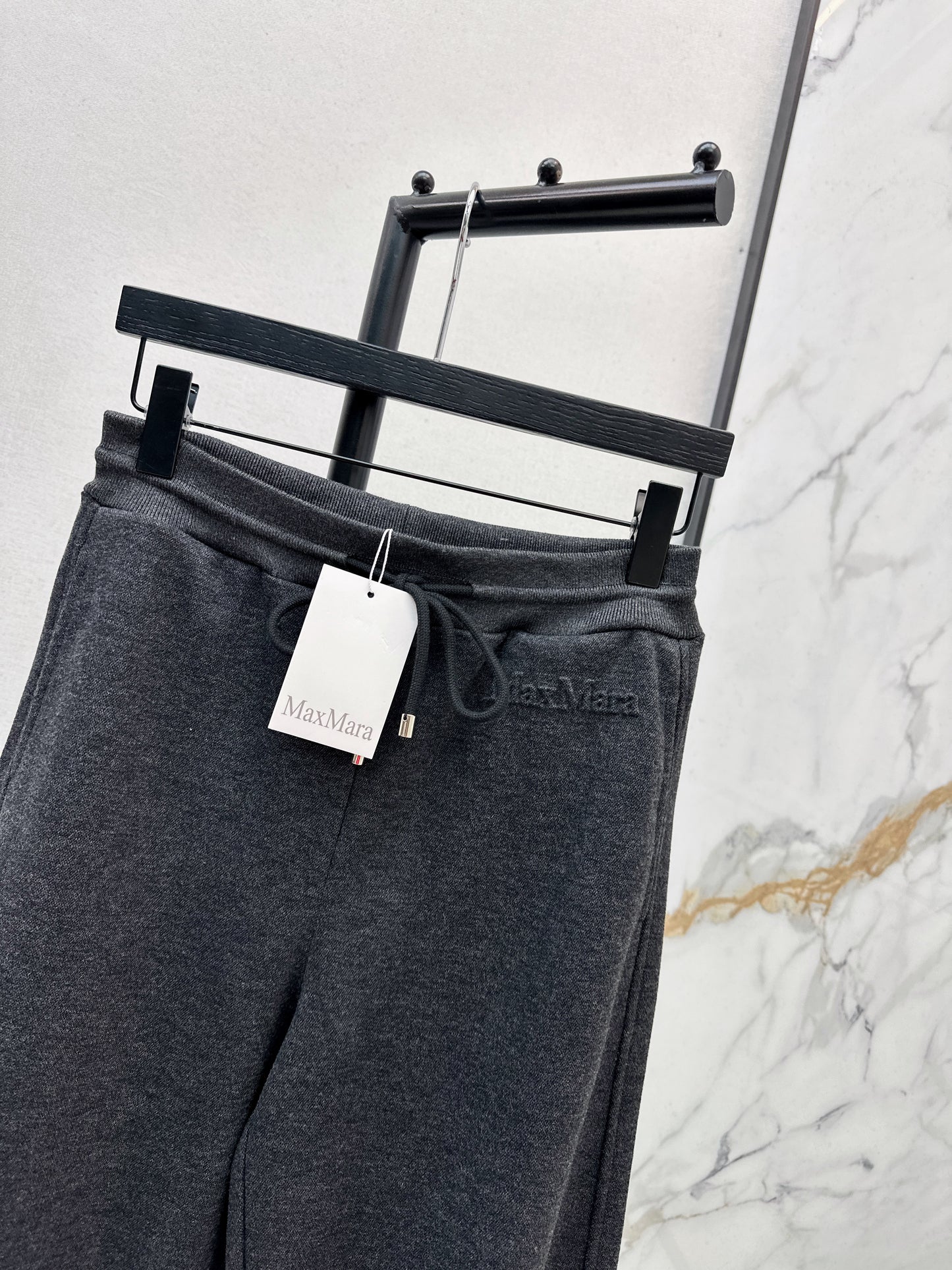 Max NEW casual pants