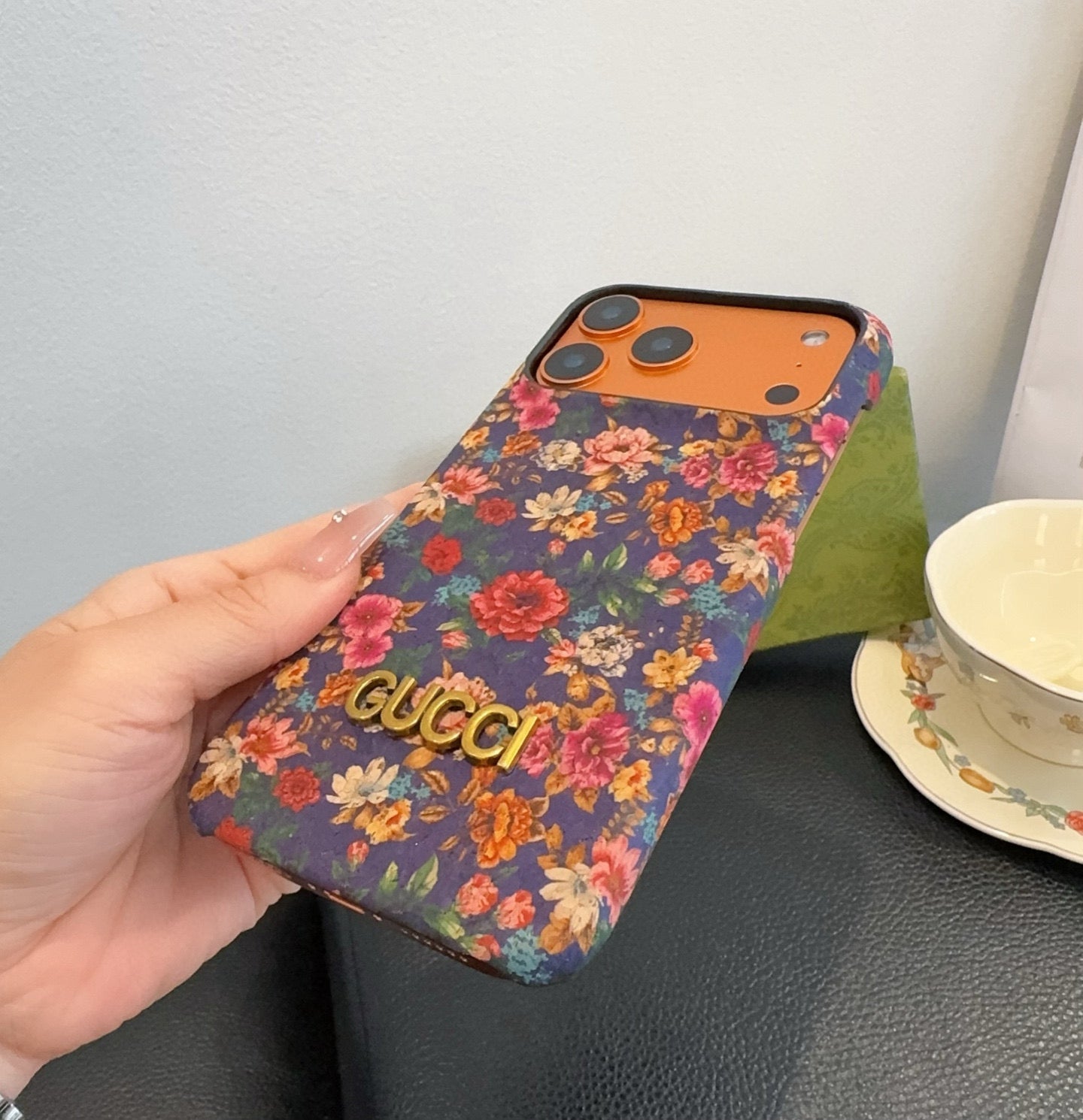 Guc New mobile phone