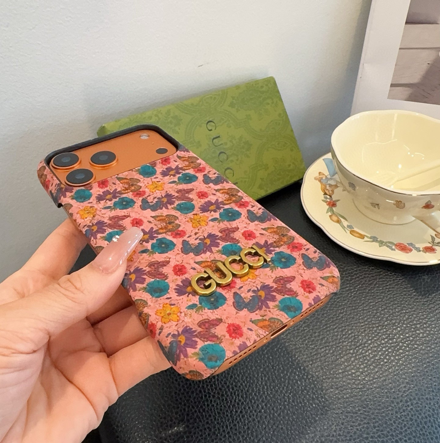 Guc New mobile phone