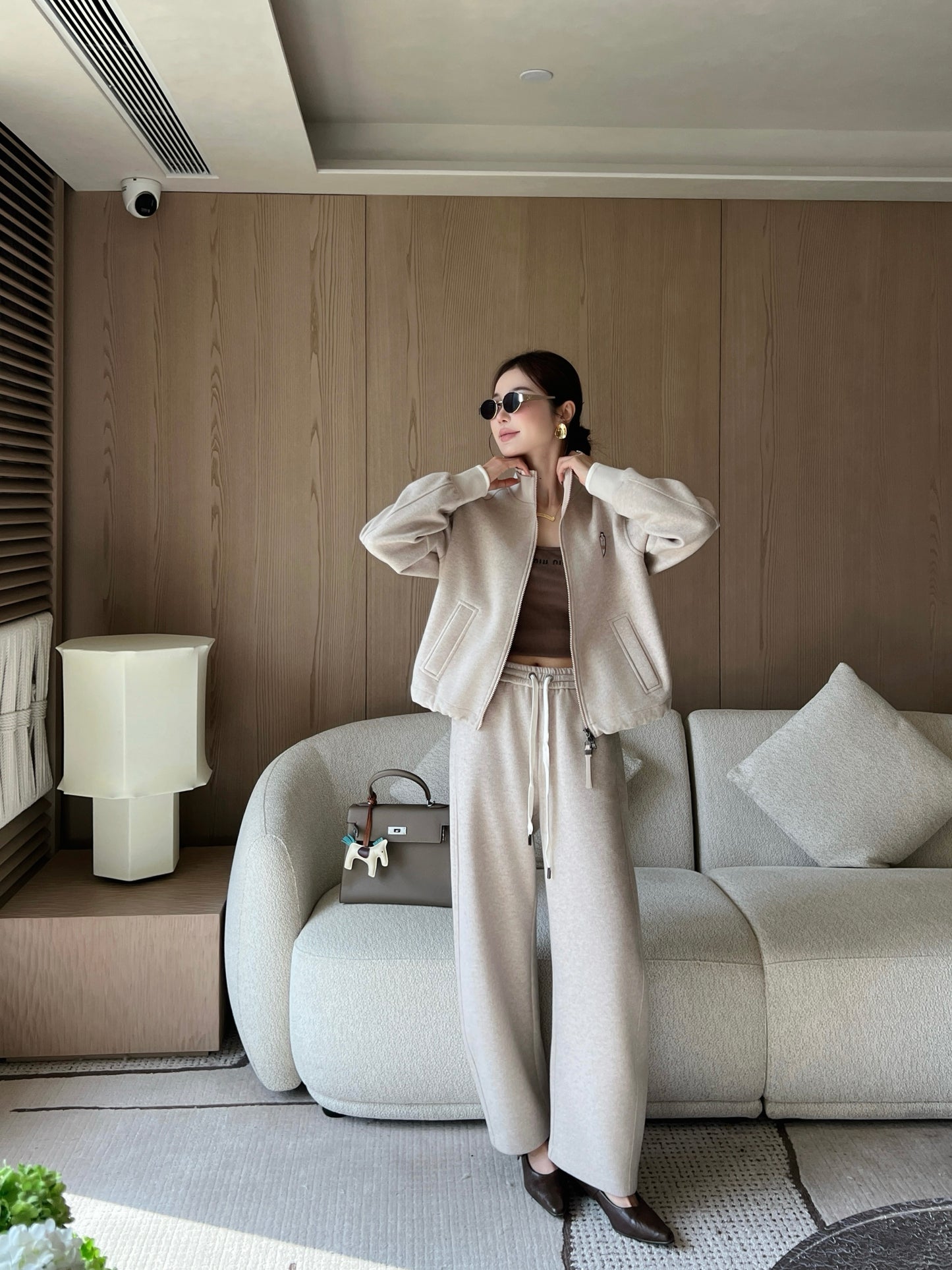 Brun NEW Casual pants