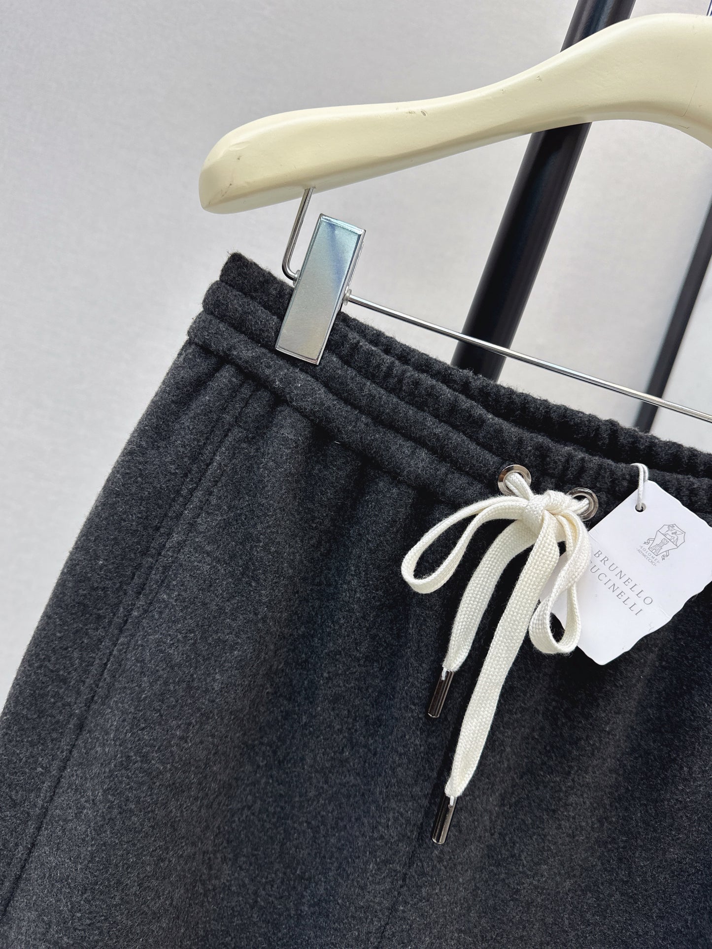 Brun NEW Casual pants