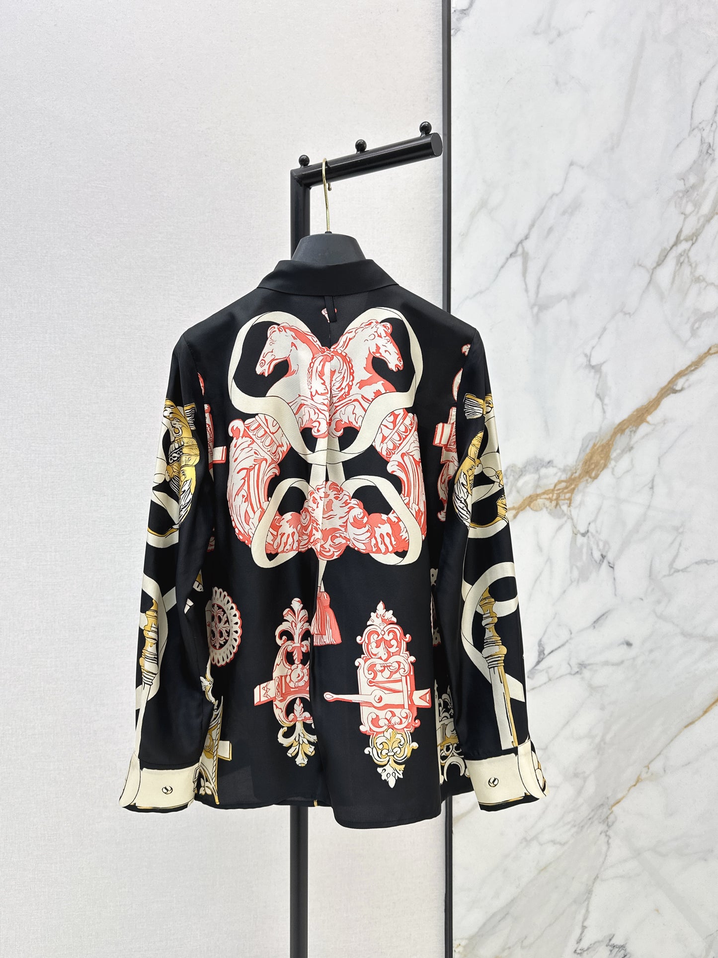 Herm NEW printed silk shirt