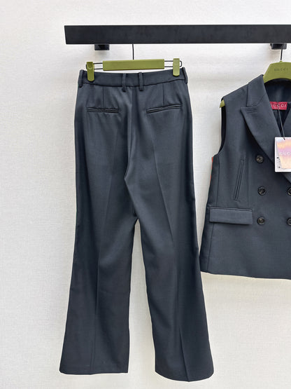 Guc NEW striped suit