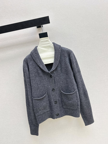 Loro NEW V-neck cardigan