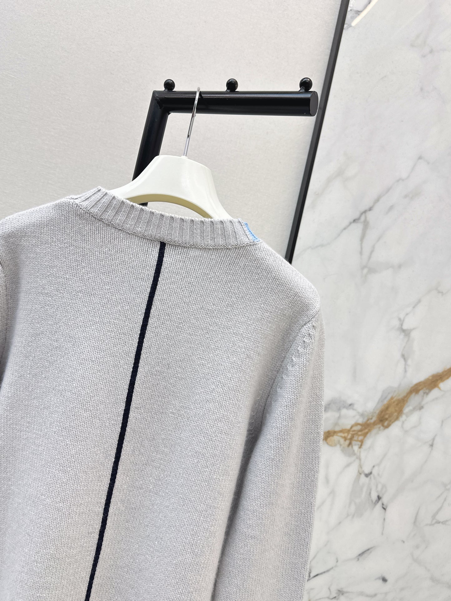 Loe NEW cashmere sweater