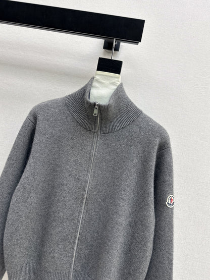 Monc NEW Zippered cardigan jacket