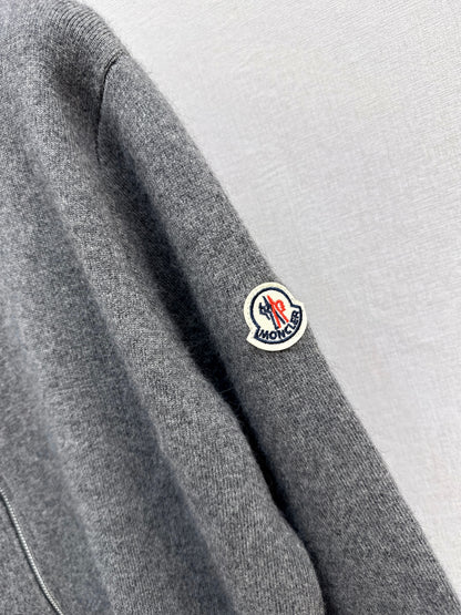 Monc NEW Zippered cardigan jacket