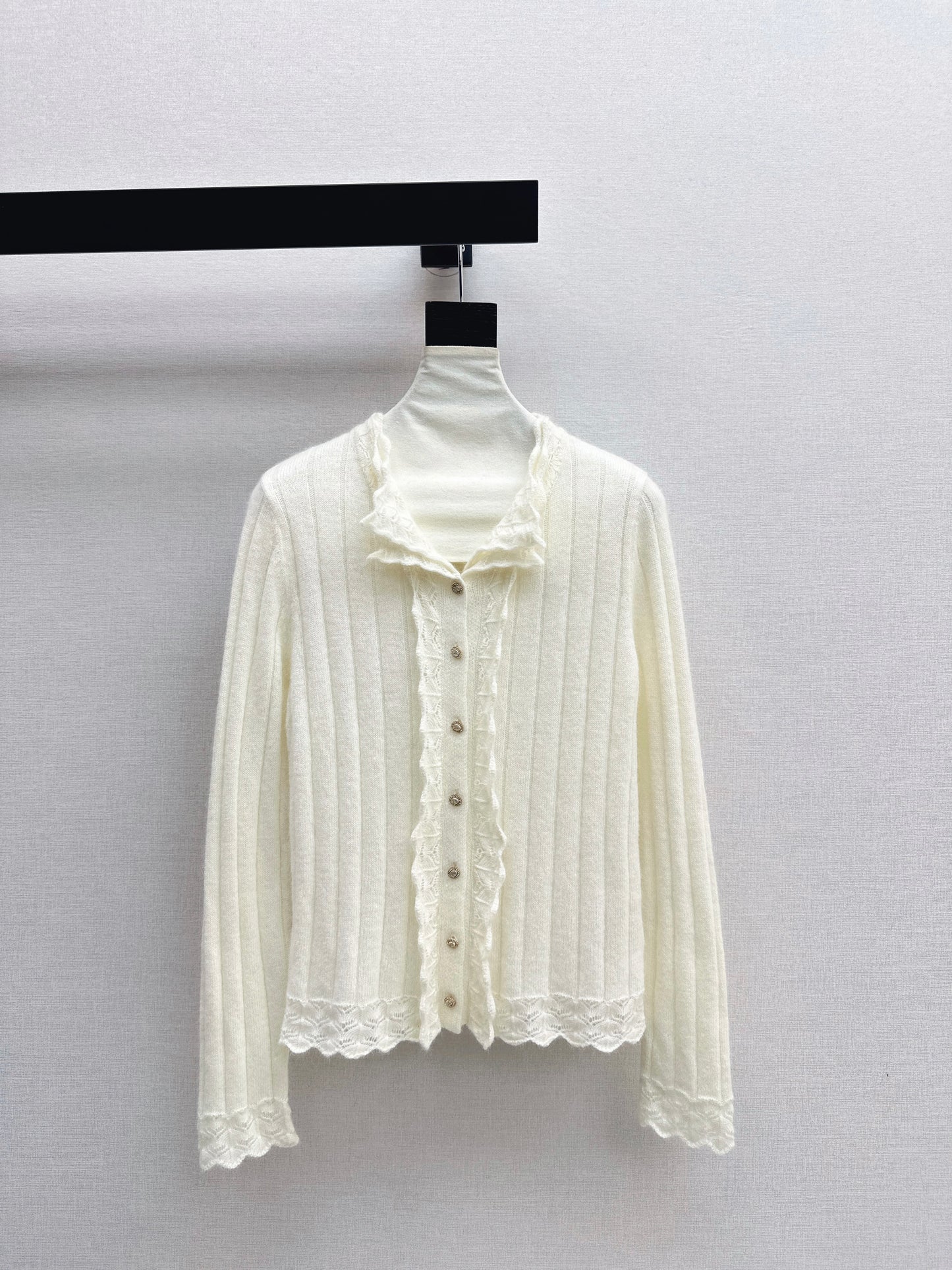 Chan NEW Wool sweater