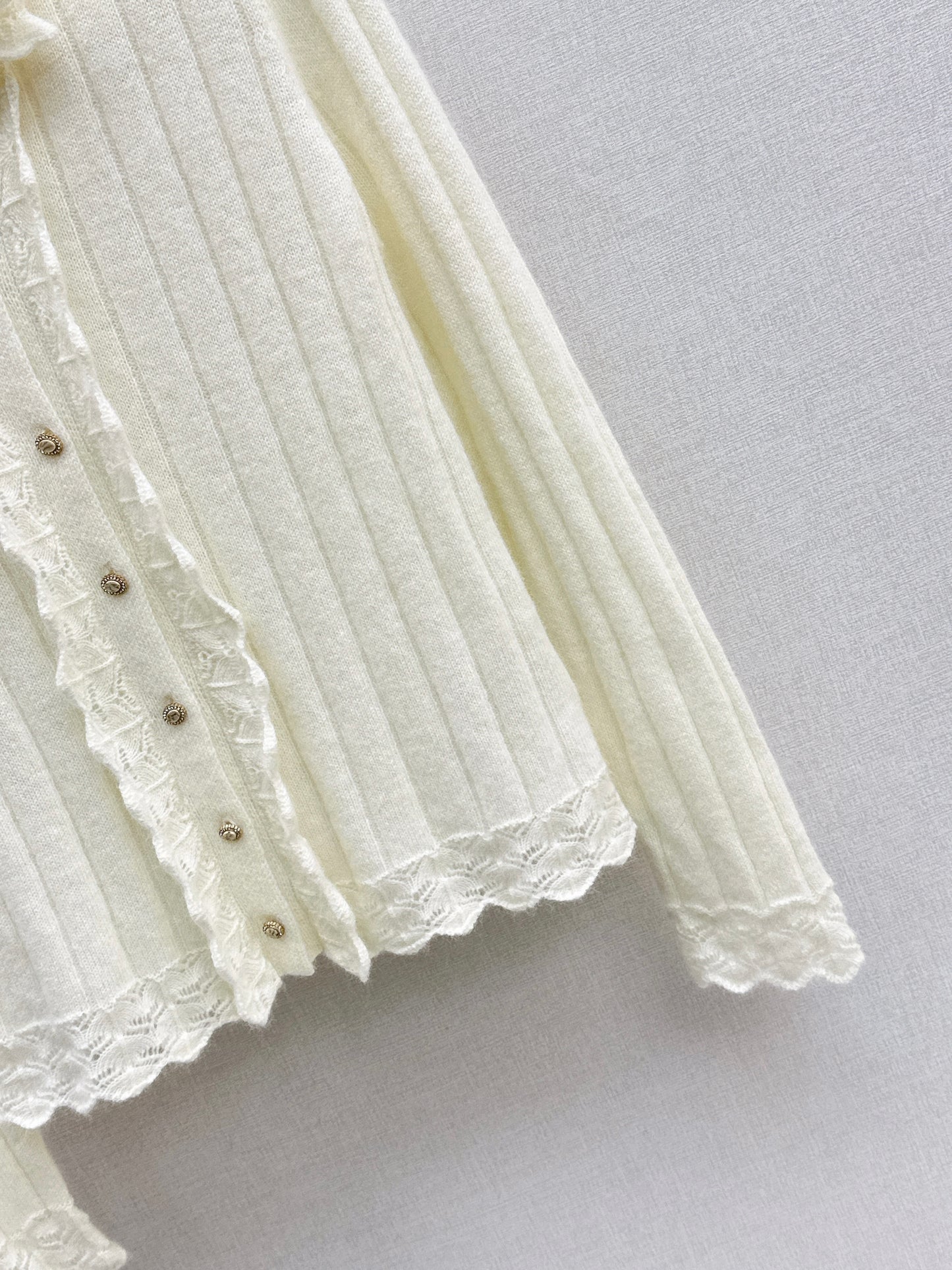 Chan NEW Wool sweater