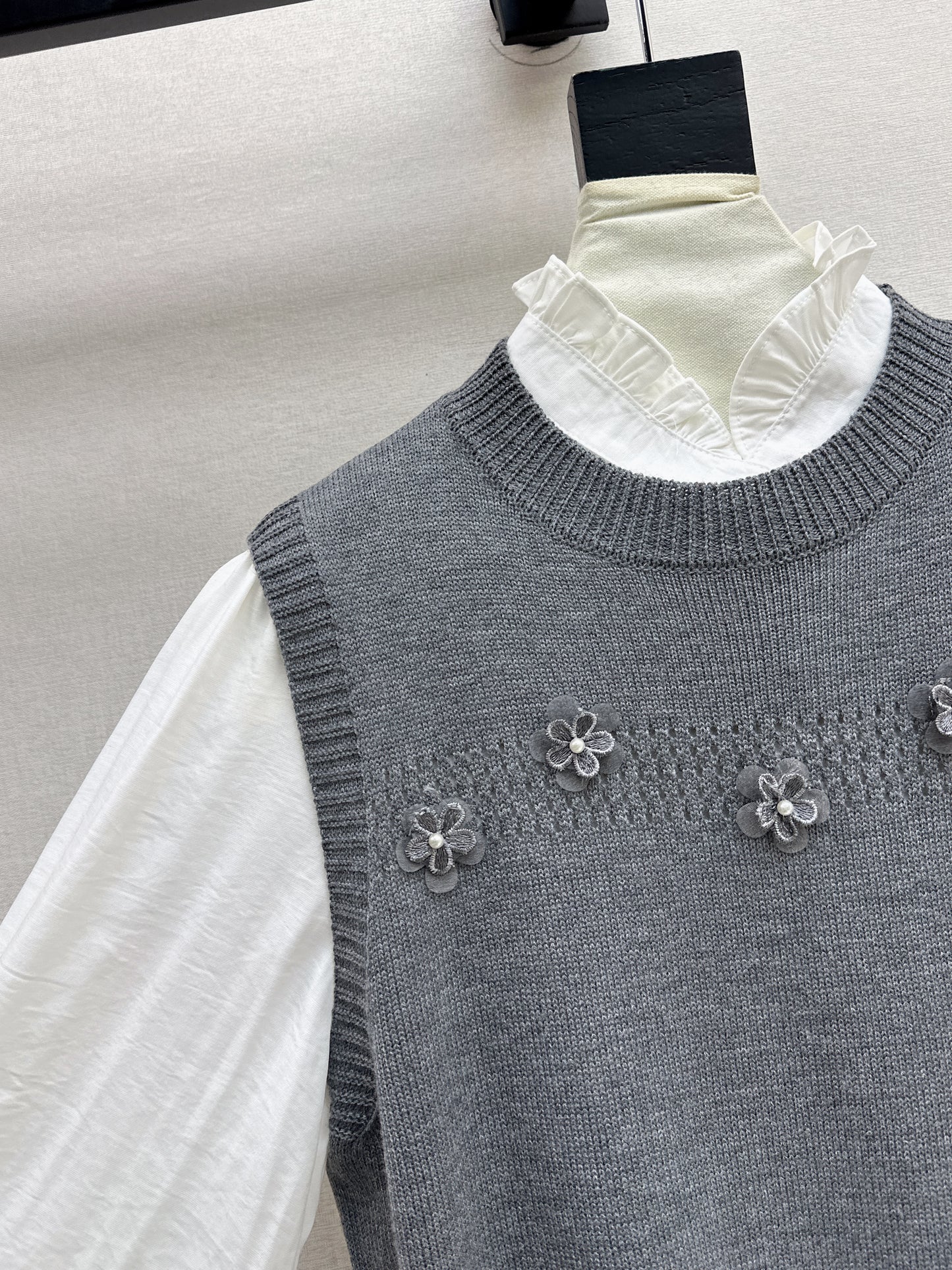 Chan NEW elegant shirts knit vest