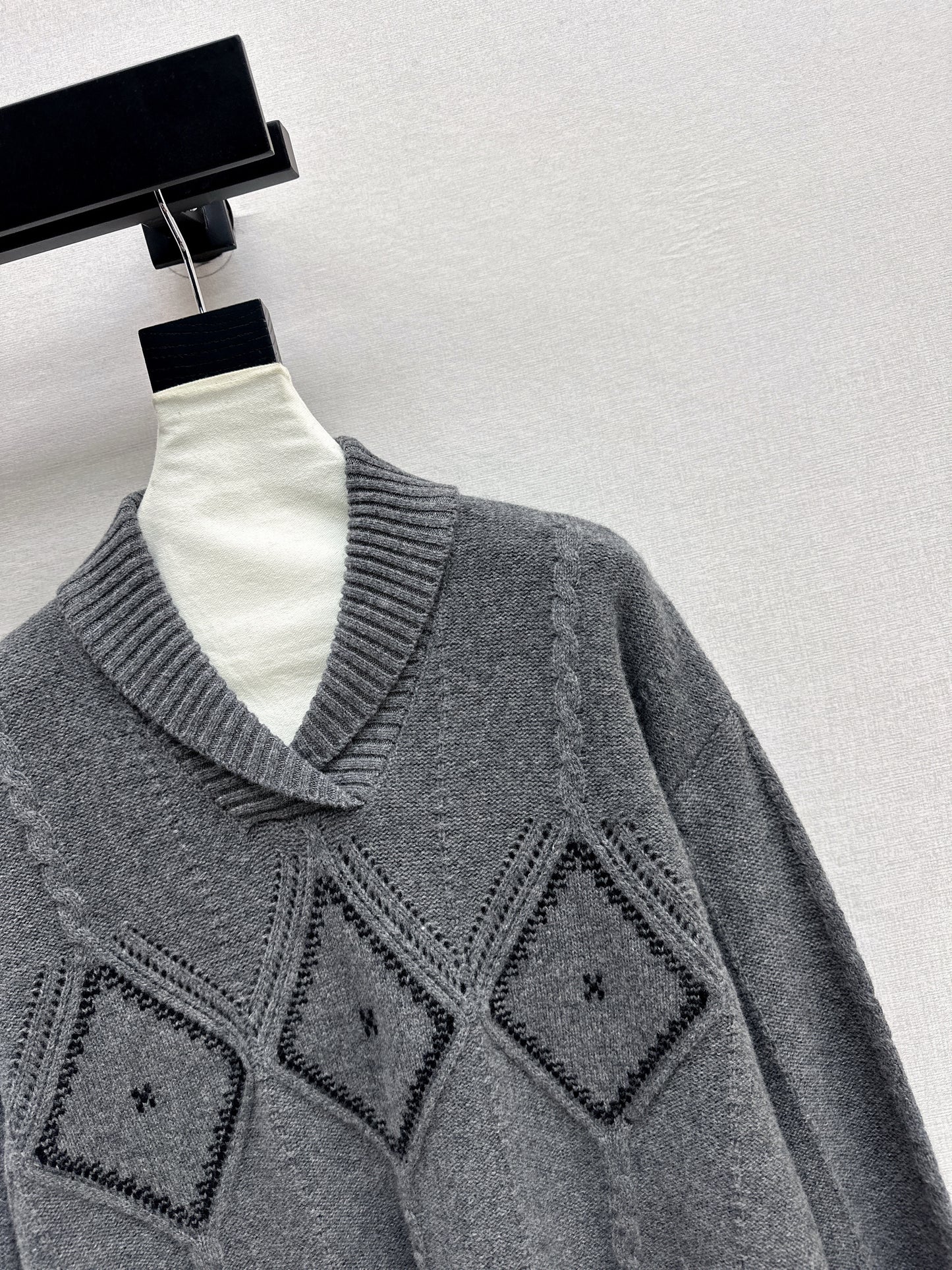 Ral NEW Knitted sweater