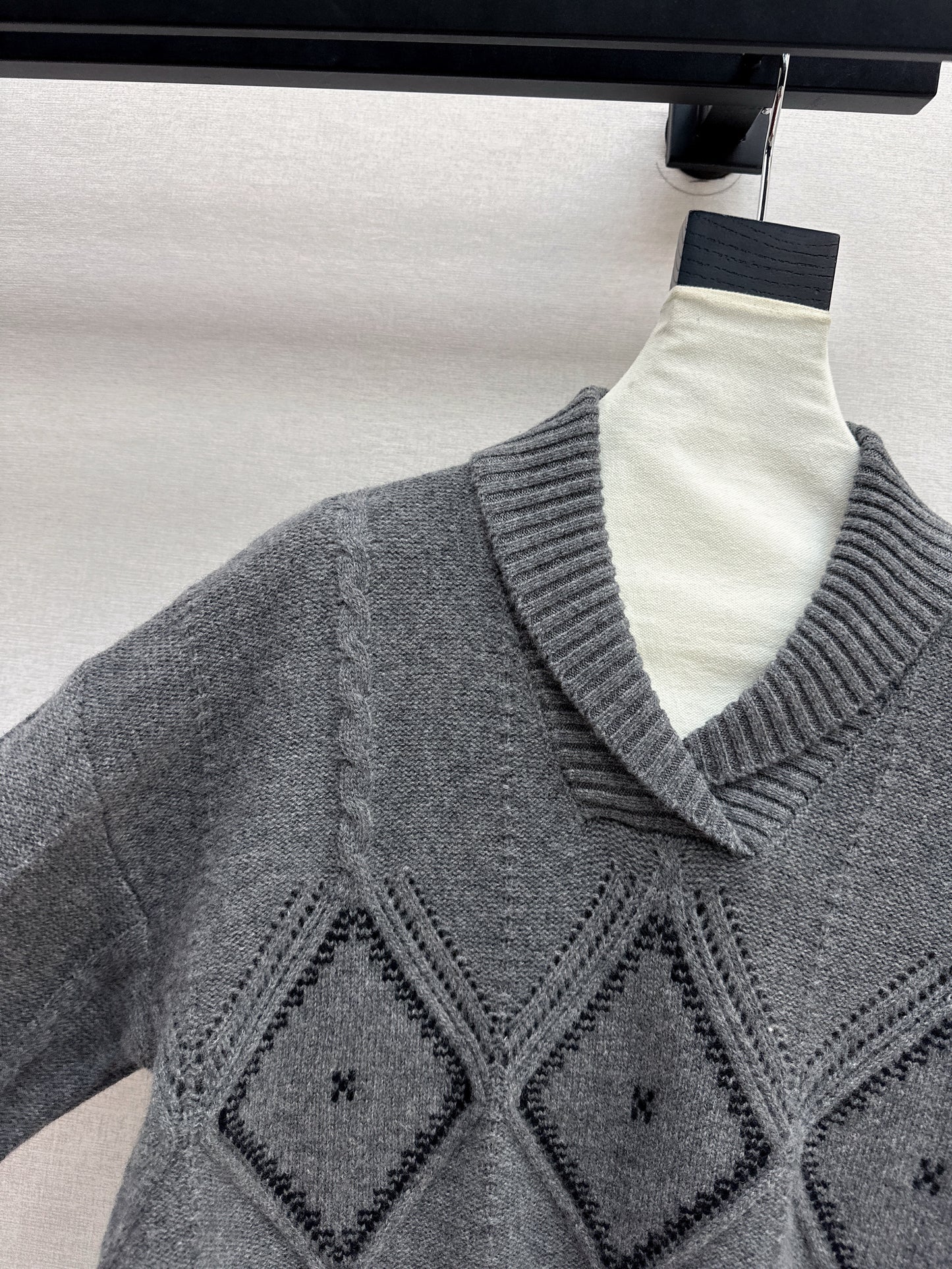 Ral NEW Knitted sweater