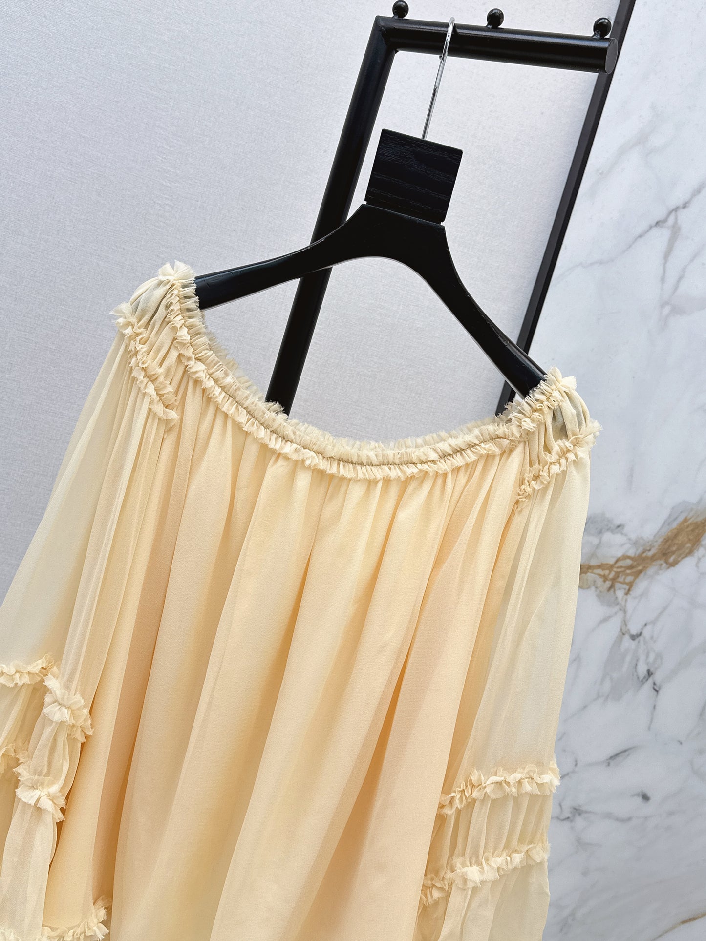 Zimm NEW off shoulder top