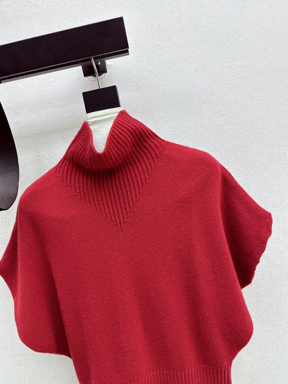 Brun NEW sleeveless sweater with belted