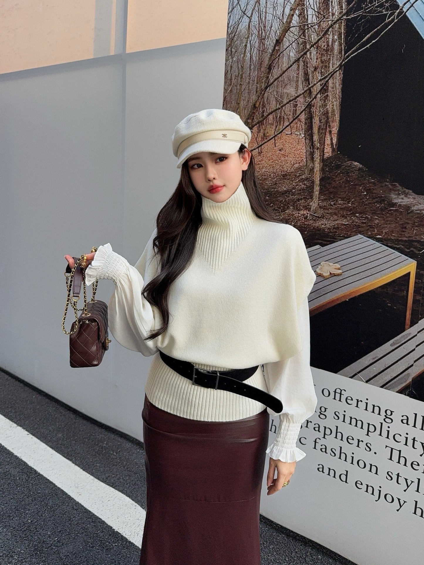 Brun NEW sleeveless sweater with belted