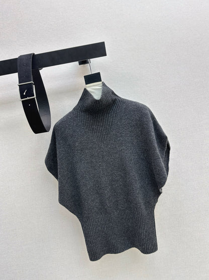 Brun NEW sleeveless sweater with belted