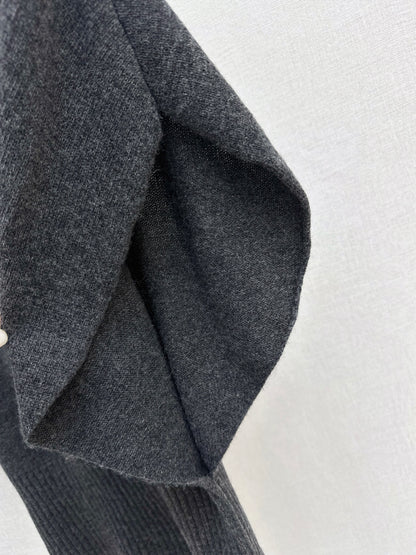 Brun NEW sleeveless sweater with belted