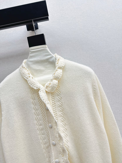 Es NEW Knitted cardigan