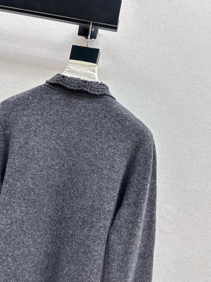 Es NEW Knitted cardigan