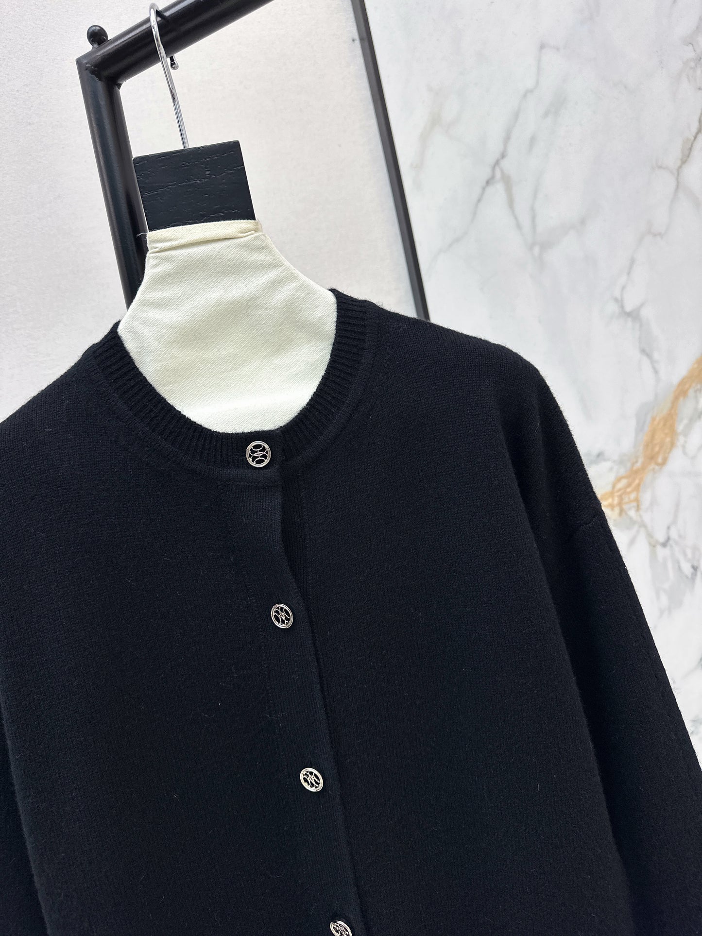 Herm NEW Knitted cardigan jacket