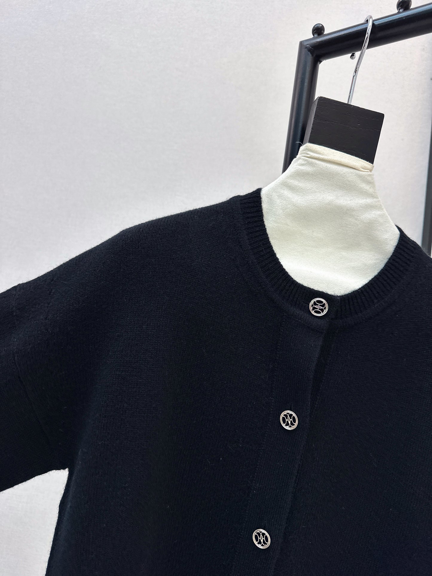 Herm NEW Knitted cardigan jacket