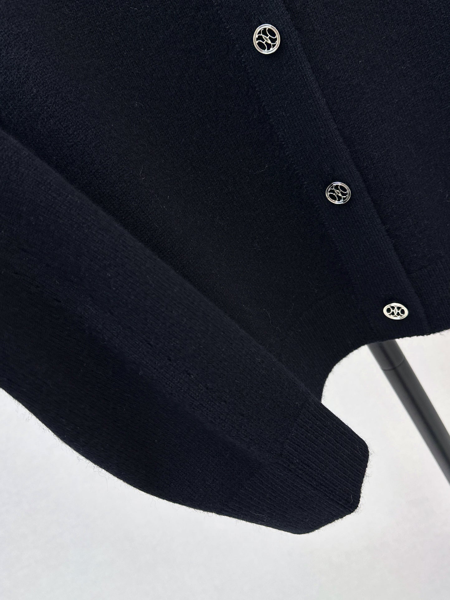 Herm NEW Knitted cardigan jacket